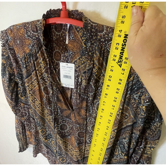 Free People Little Runaway Geometric Print Boho Peasant Top Blouse Size XS Brown - Picture 9 of 12
